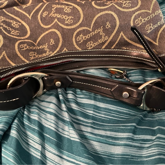 Dooney & Bourke - Picture 4 of 6